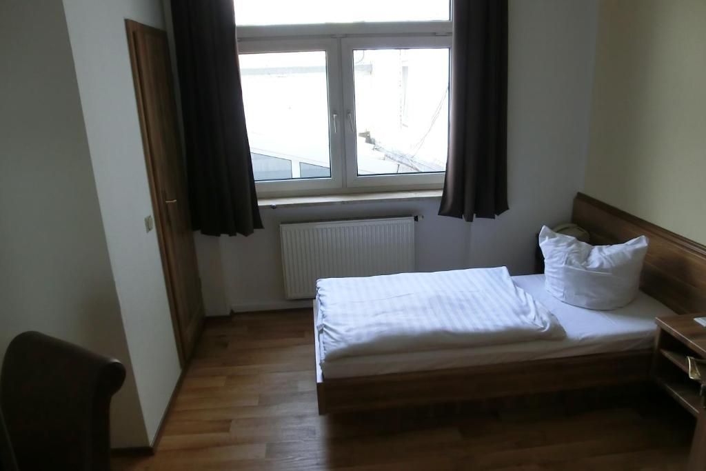 Hotel Schweizer Hof Halle  客房 照片
